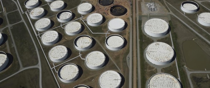 Oil Prices Extend Losses After EIA Inventory Data Release