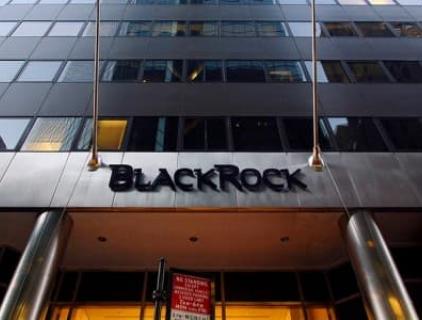 Blackrock: Investors Cannot ‘’Run Away’’ From Oil Industry