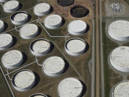 Oil Prices Extend Losses After EIA Inventory Data Release